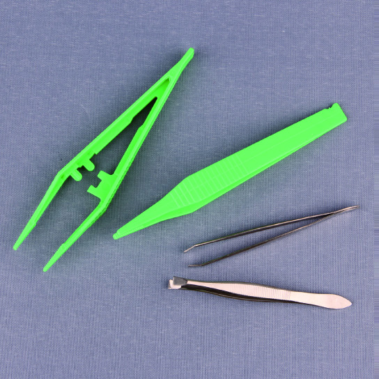 Plastic tweezers metal tweezers